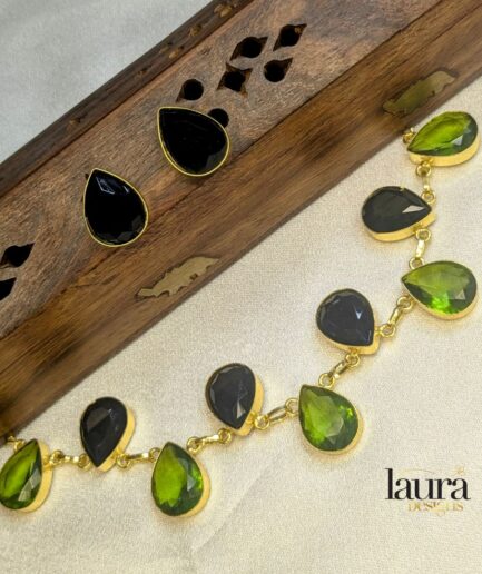 Tanya Green & Black Stone Choker with Earrings