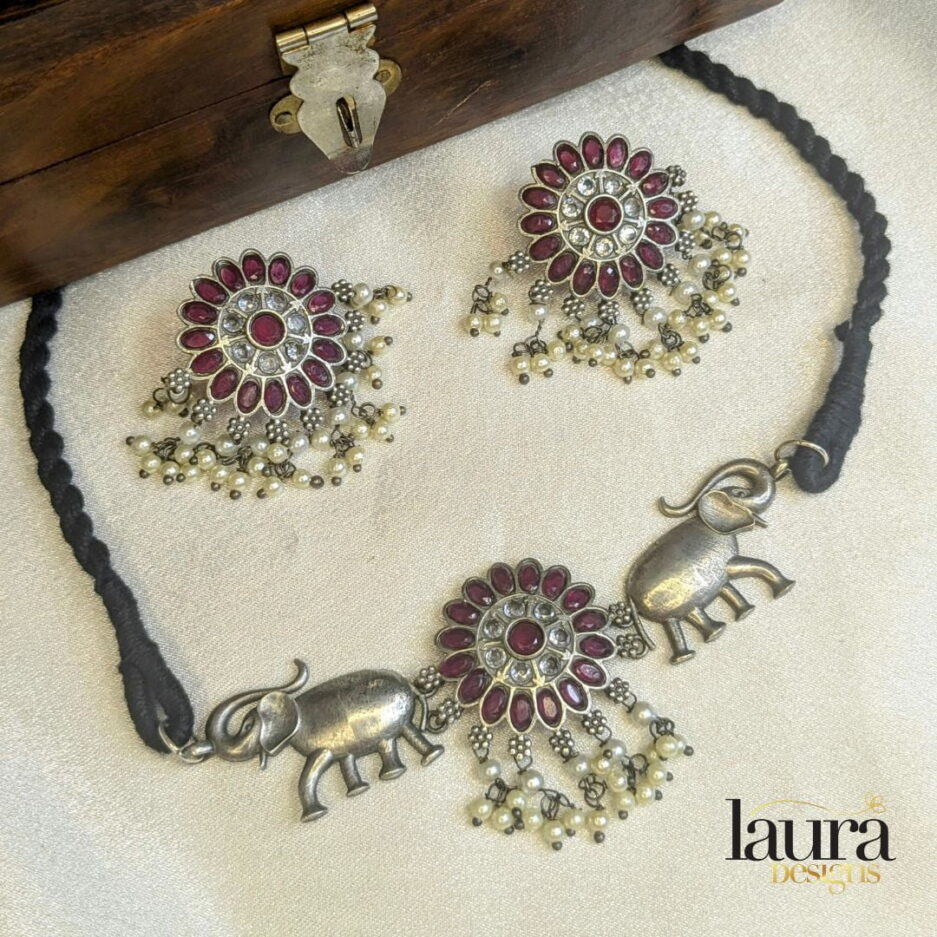 pritha dark pink oxidised choker