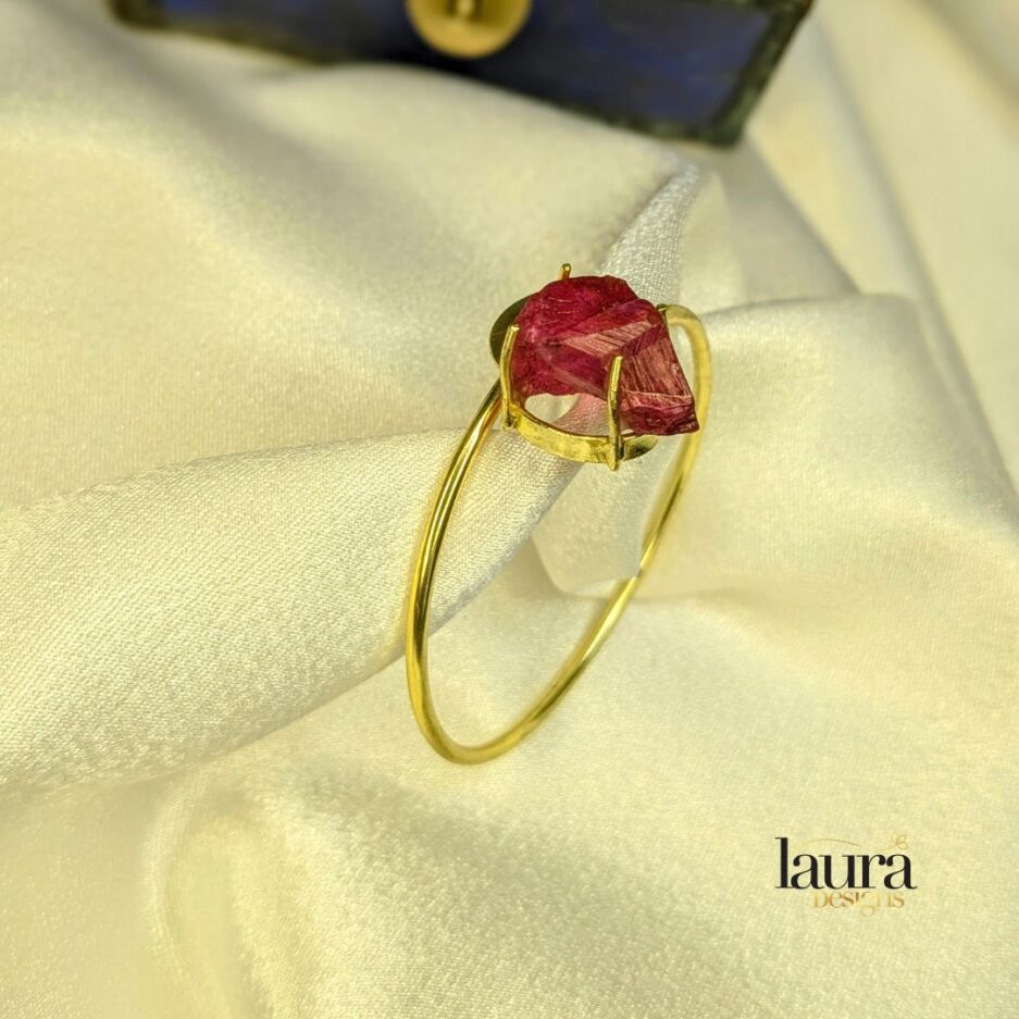 Dark pink natural raw stone adjustable bangle