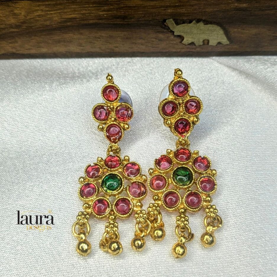 Traditional gold polished pink and green necklace set earrings