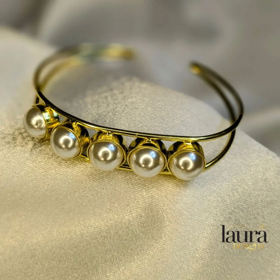 pearl bangle