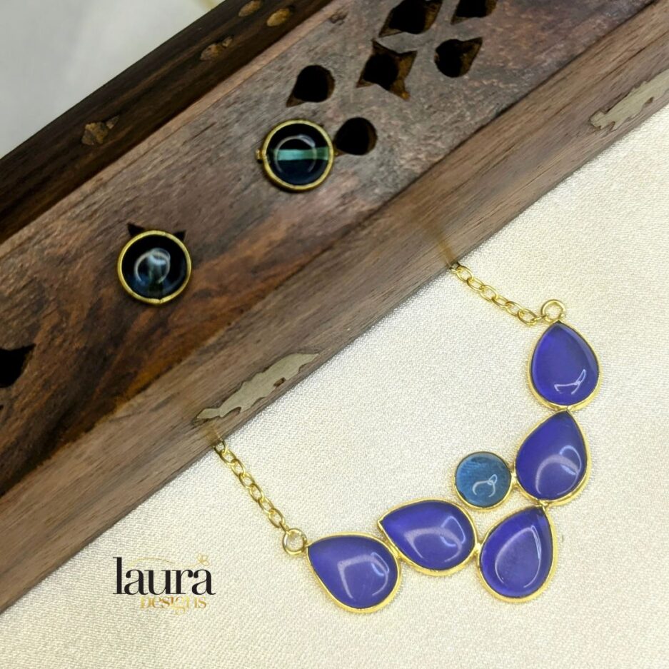 blue stone necklace