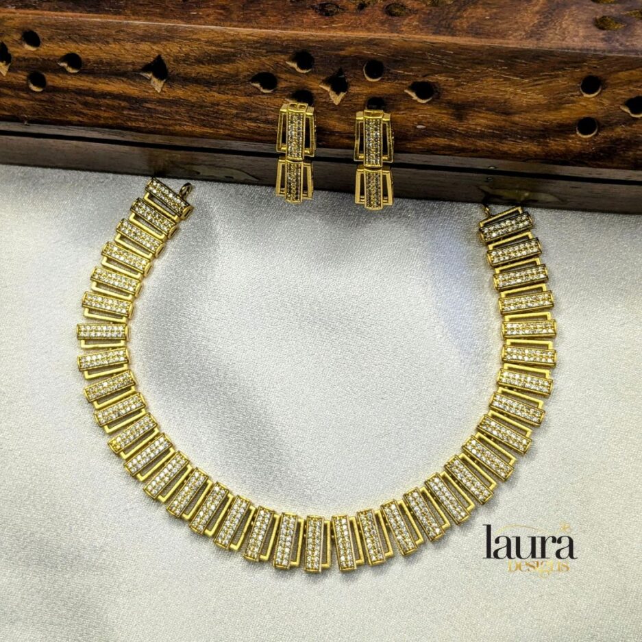 AD Necklace with white stones