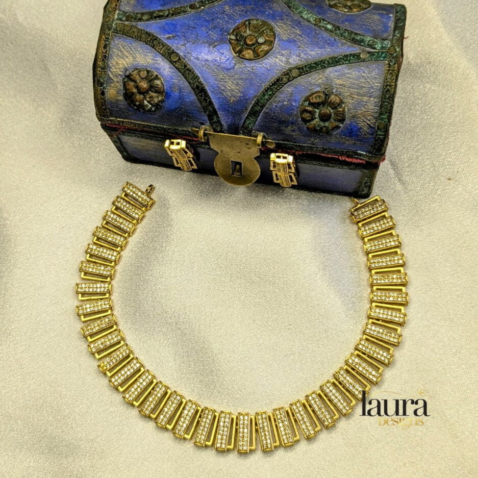 AD Necklace with white stones