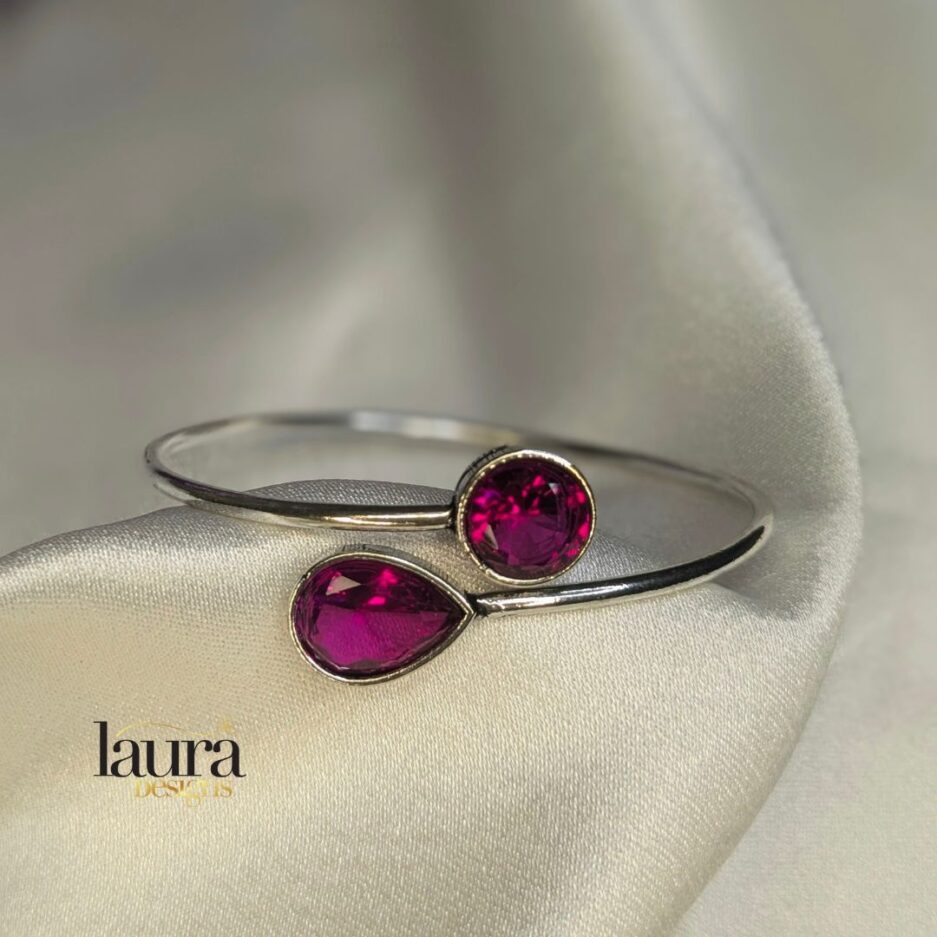 glossy pink stone bangle