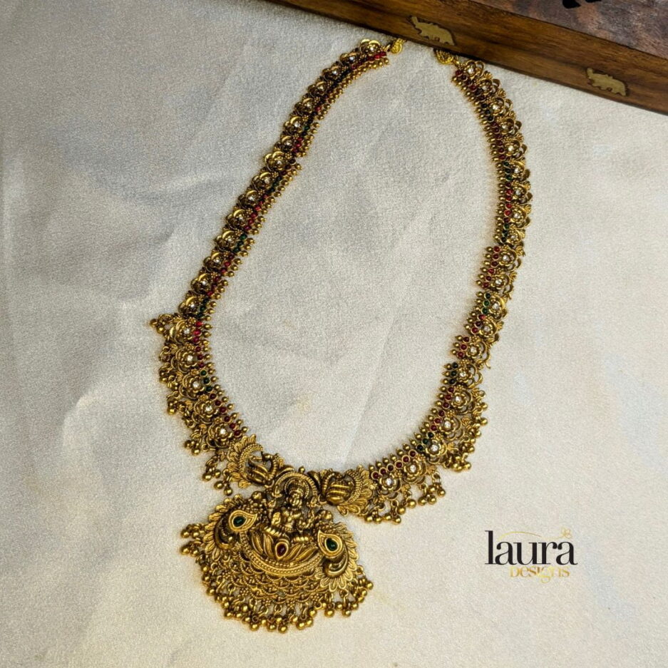 golden neckpieces combo set