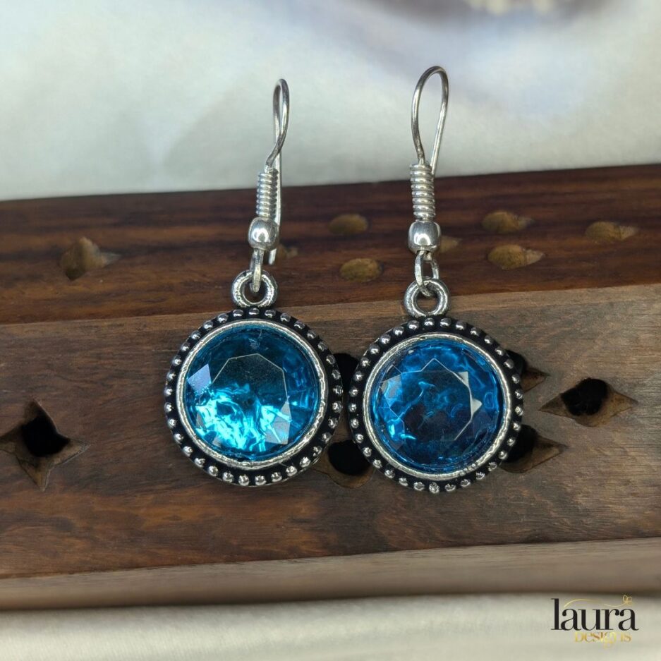 aqua blue stone earrings (1)