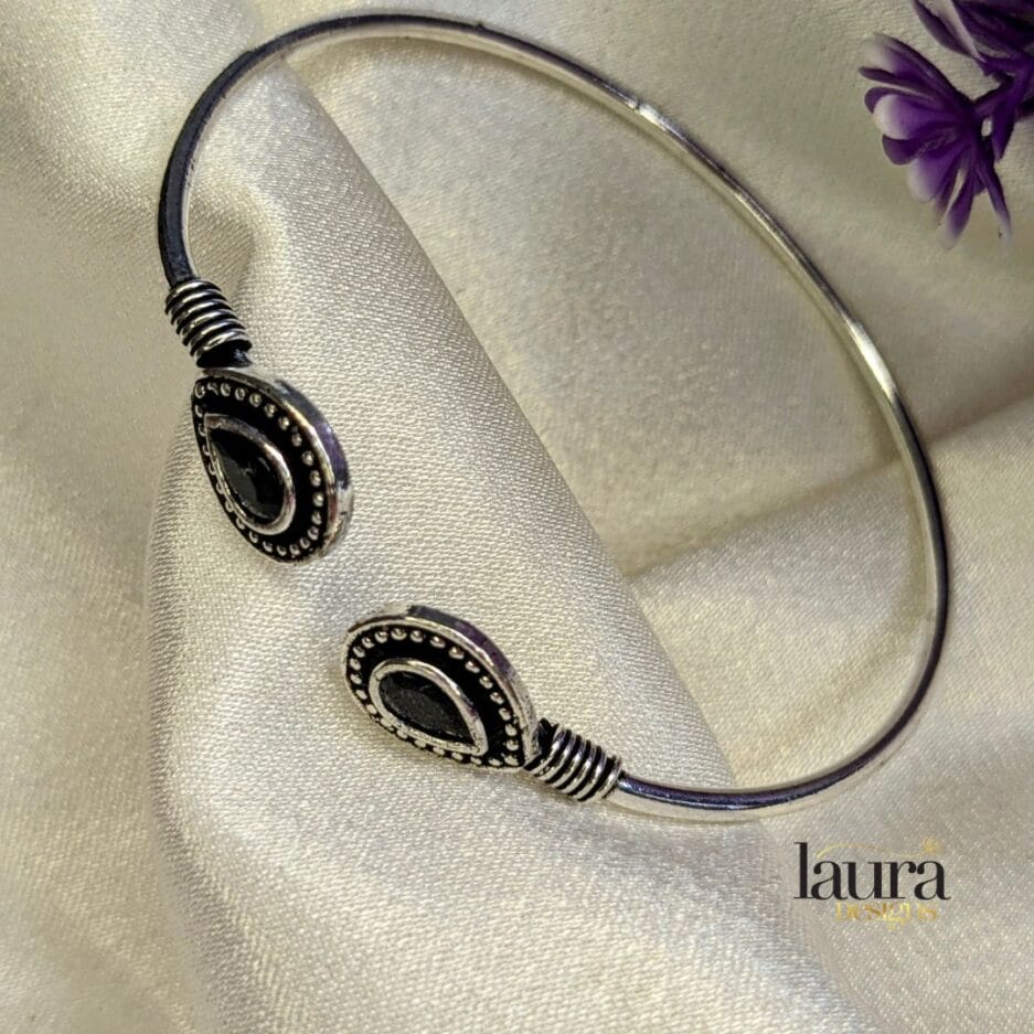 black stone bangle