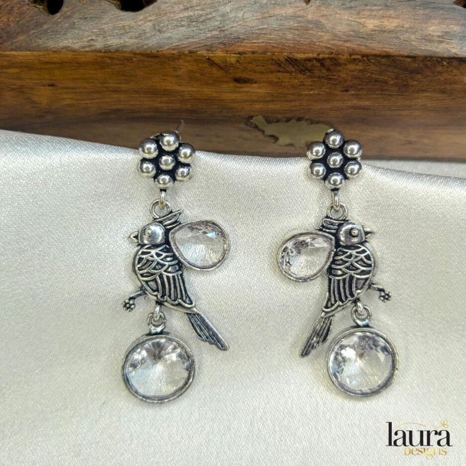 transparent stone earring 3