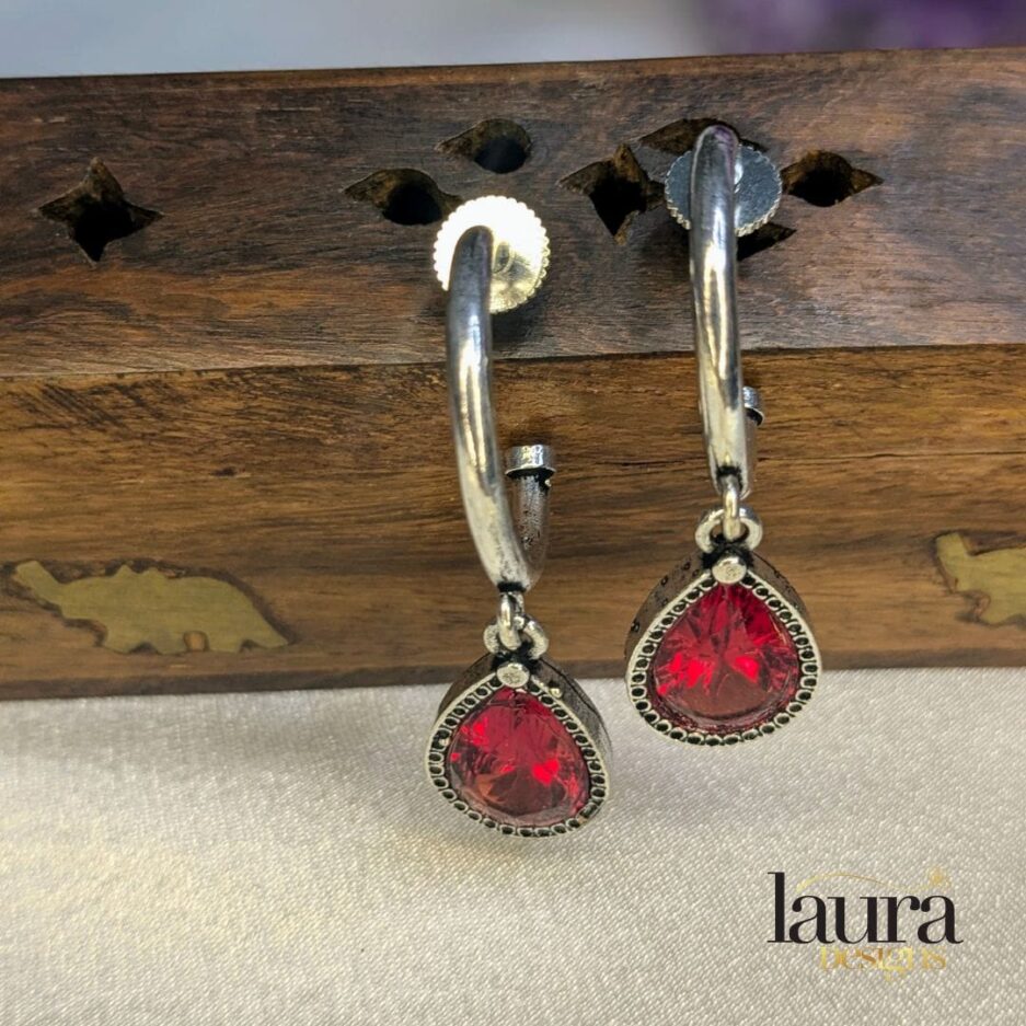 red earring (2)