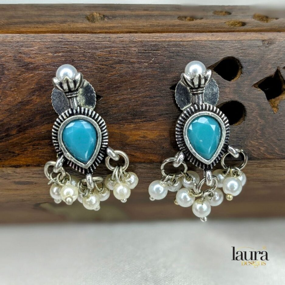 teal blue earring (1)