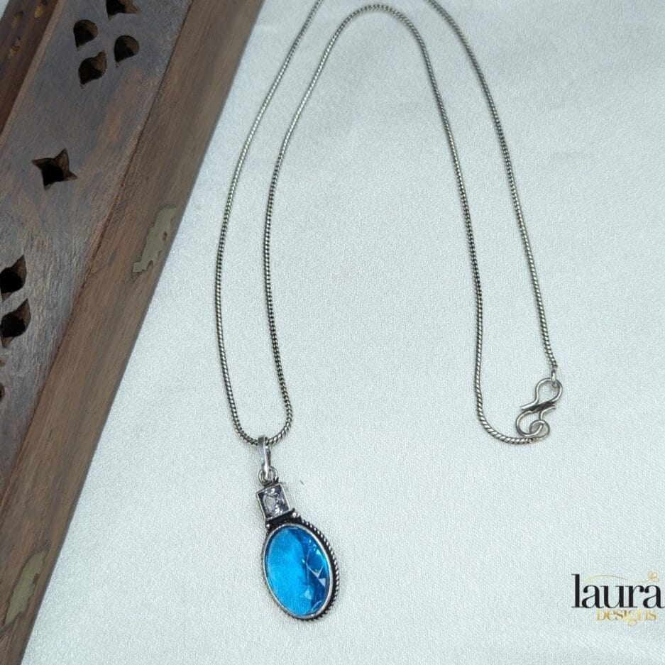 aqua blue pendant set