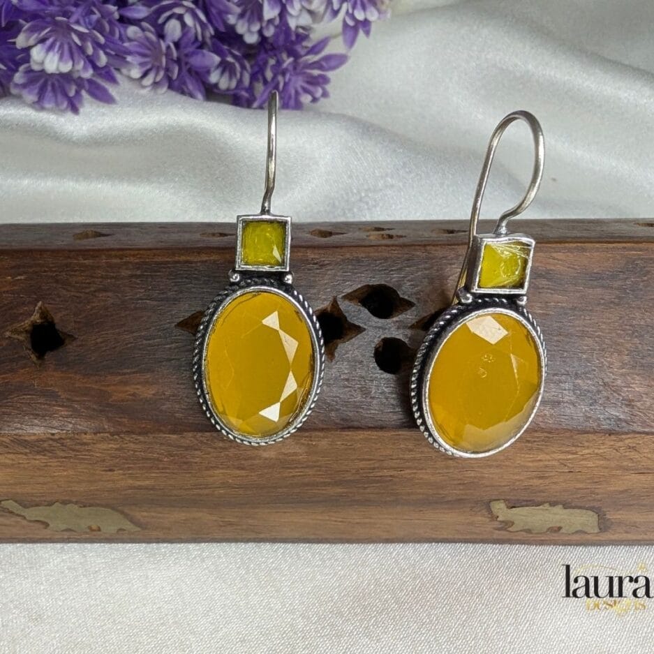 yellow pendant set