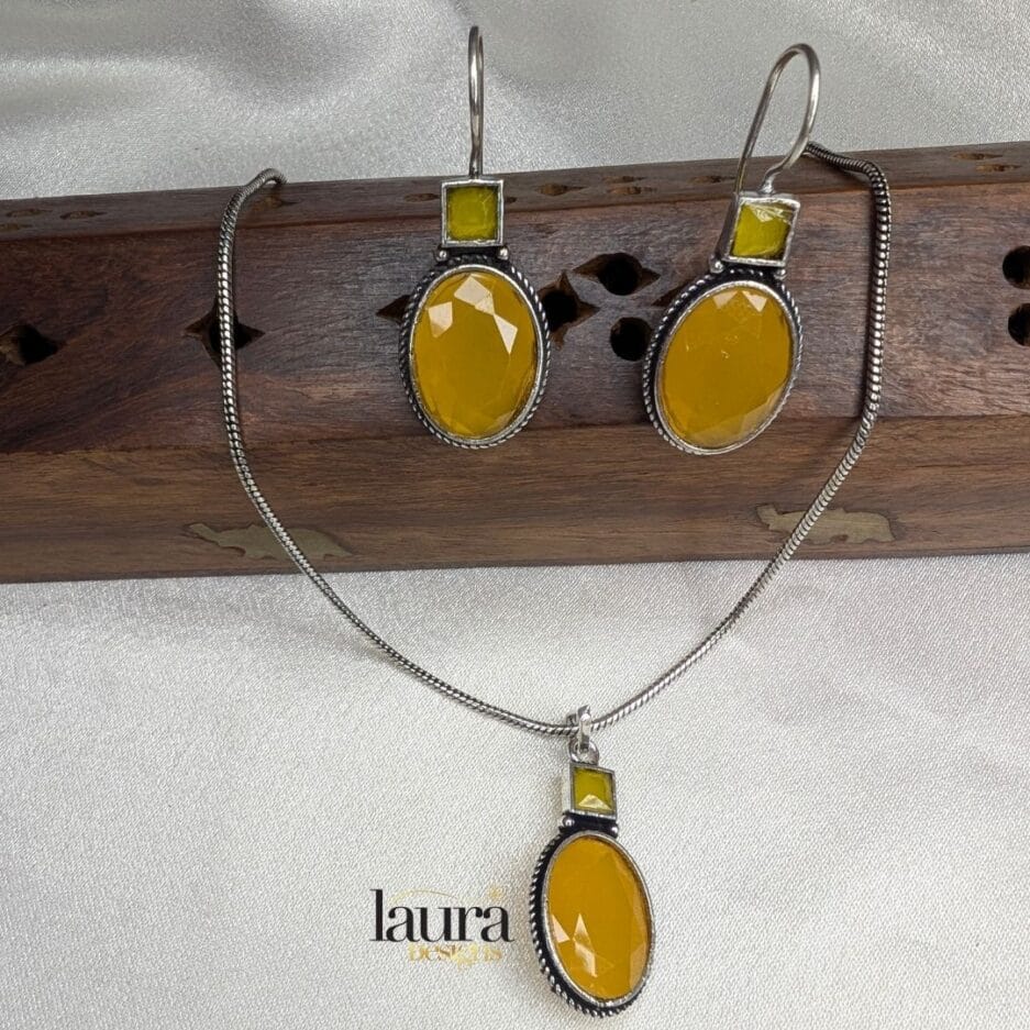 yellow pendant set