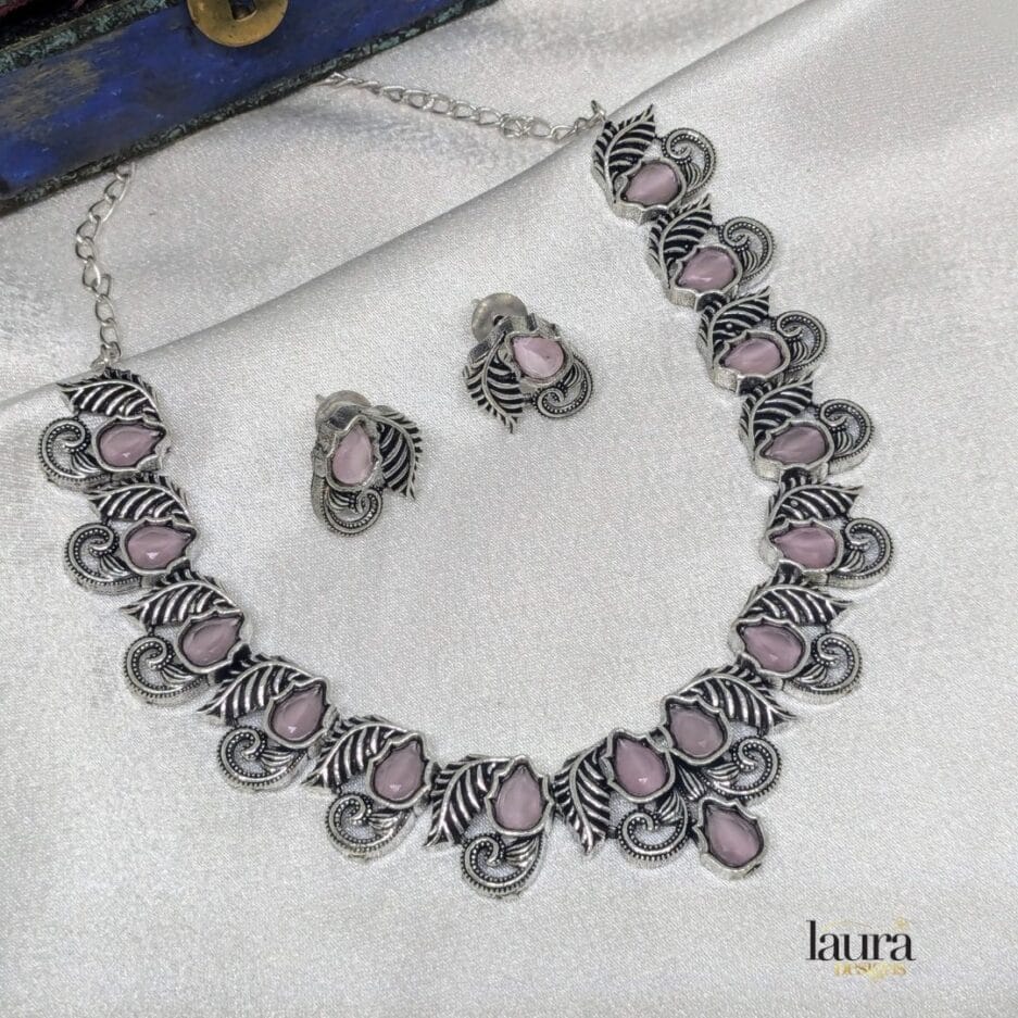 pink necklace set